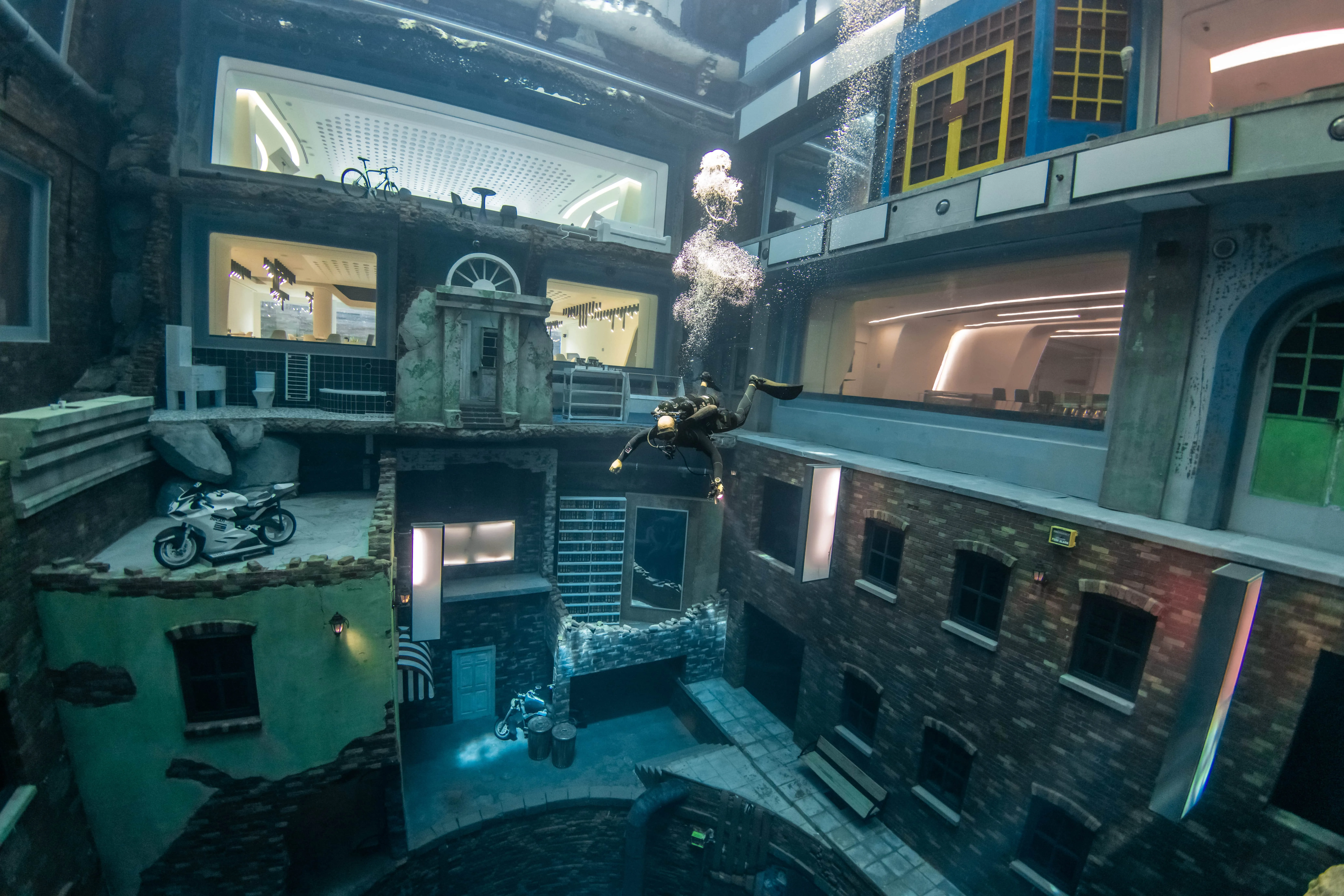 Discover Scuba Dive | Sunken City