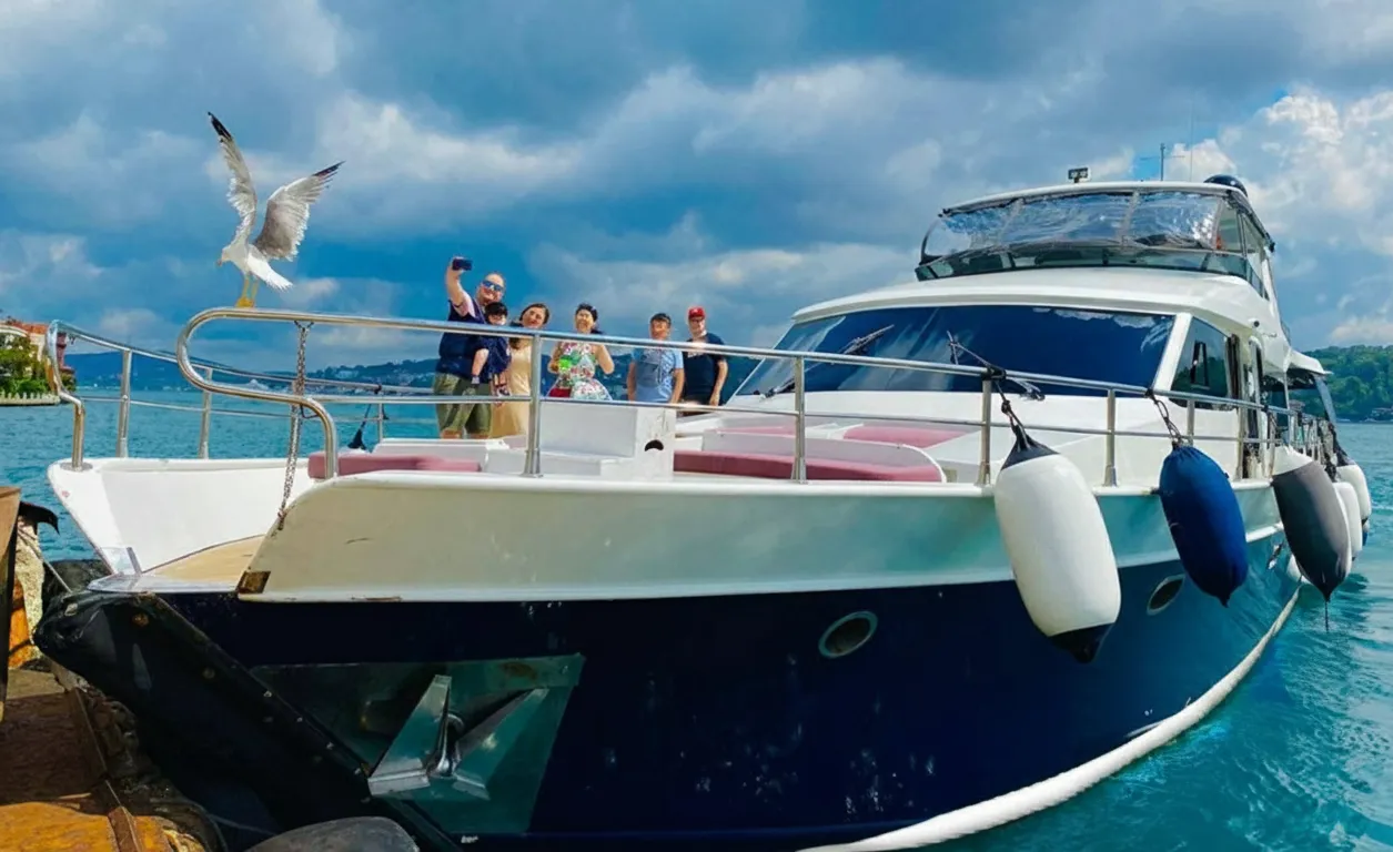 Morning Bopshorus Cruise with Asian Side Stopover