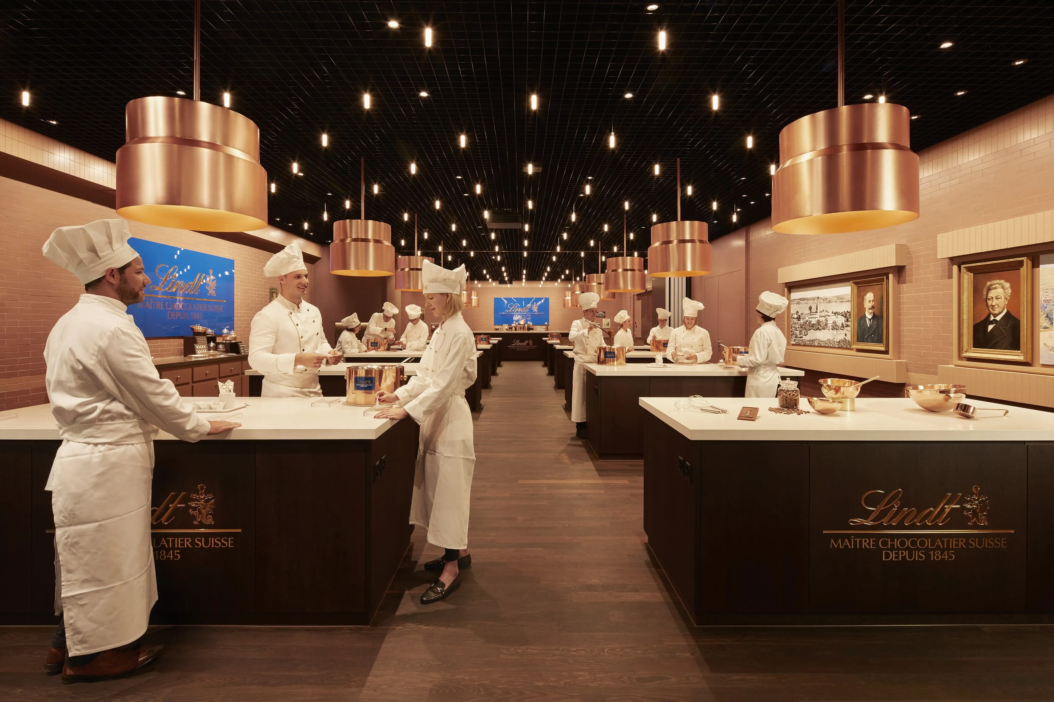 Lindt Home of Chocolate | Masterpiece Chocolate Bars